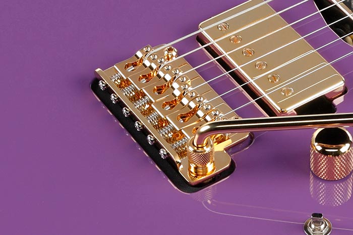 Gotoh® T1702B tremolo