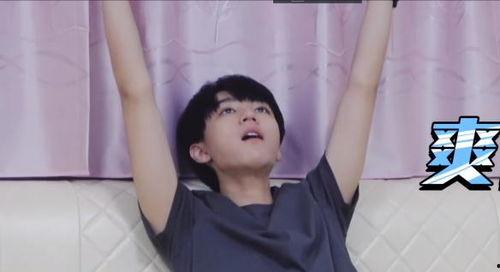 今日吃瓜王俊凯视频播放,娱乐圈新瓜王诞生！